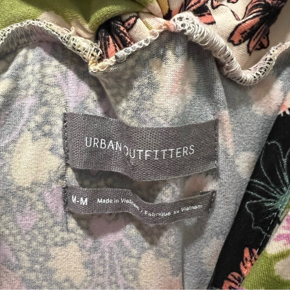 Urban Outfitters Floral Midi Dress - Picture 5 of 5